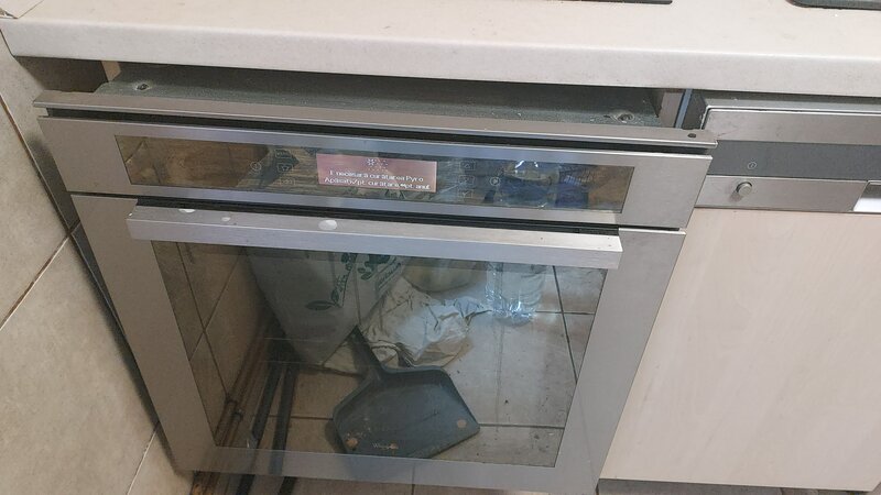 Vand cuptor electric si plita pe inductie Whirpool